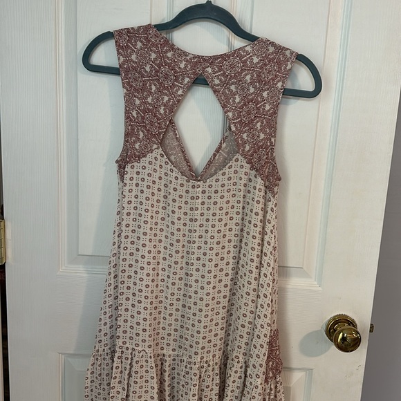 Forever 21 sleeveless V-neck top size M - Picture 8 of 10